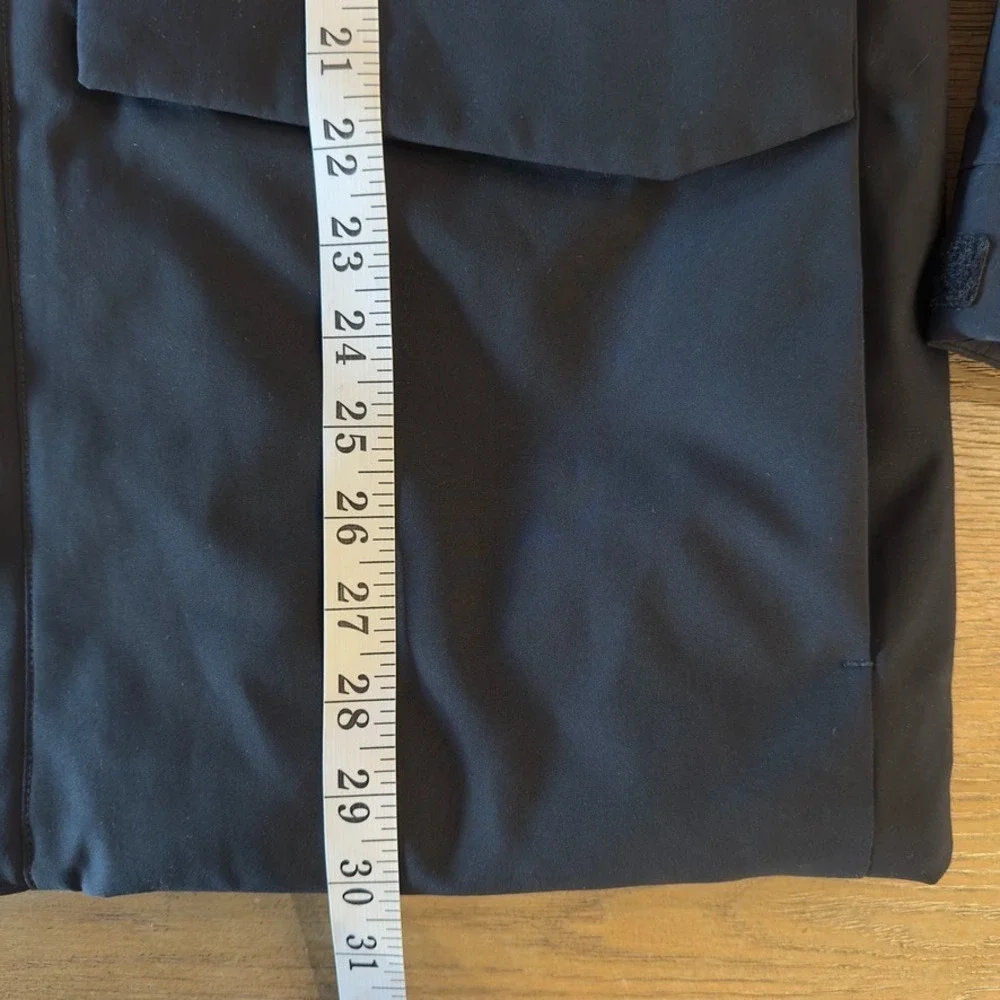 Mens Uniqlo Hybrid Down Water-repellent‎ Insulated Outerwear Jacket-Black-Size M